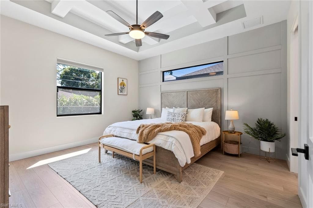 3552 Hibiscus Ave, Naples, FL 34104-26