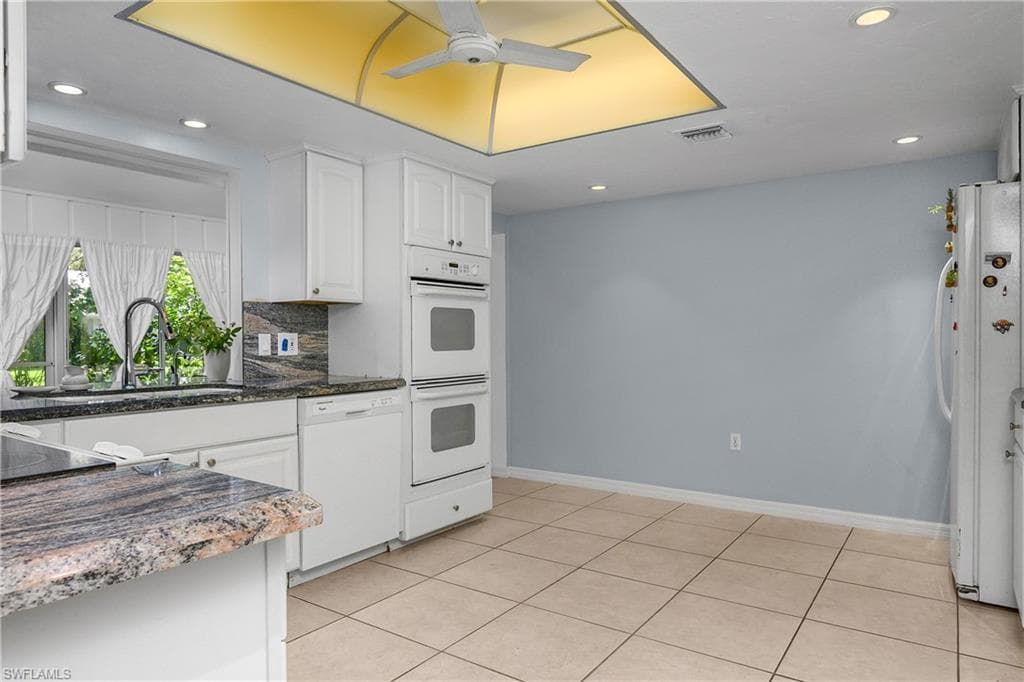 4728 West Blvd N8, Naples, FL 34103-9