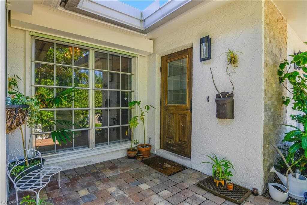 4728 West Blvd N8, Naples, FL 34103-4