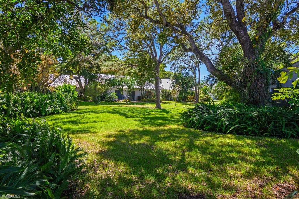 4728 West Blvd N8, Naples, FL 34103-6