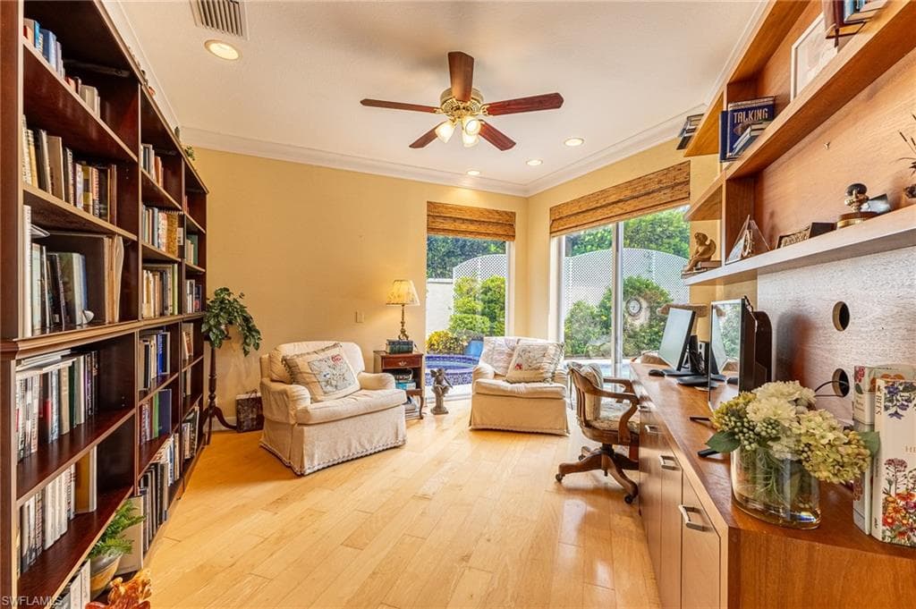 7905 Cocobay Dr 15, Naples, FL 34108-9