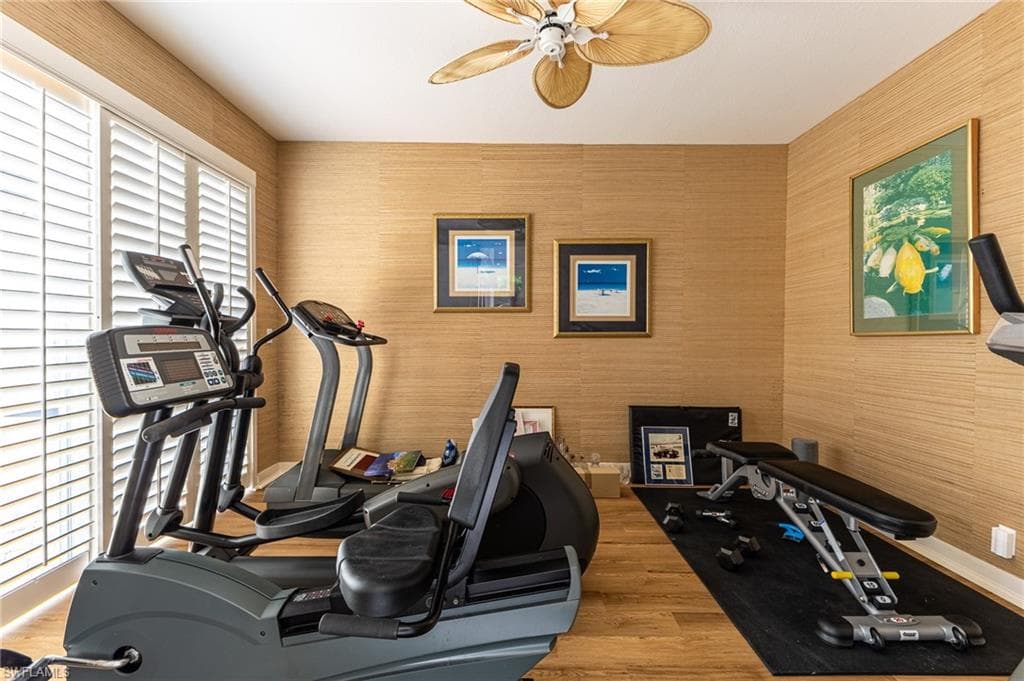 7905 Cocobay Dr 15, Naples, FL 34108-18