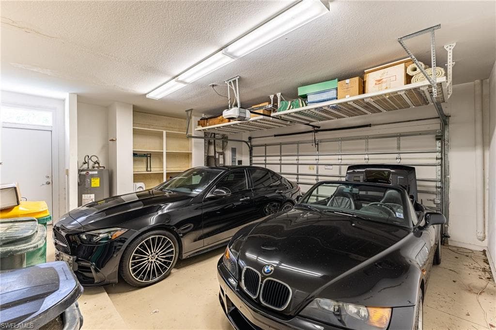 7905 Cocobay Dr 15, Naples, FL 34108-21