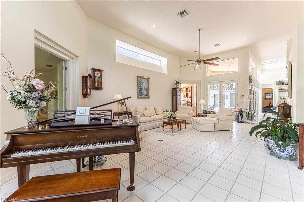 7905 Cocobay Dr 15, Naples, FL 34108-34