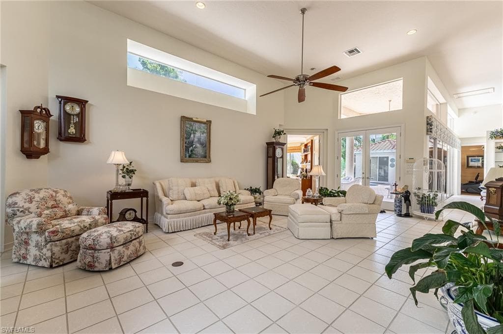 7905 Cocobay Dr 15, Naples, FL 34108-36