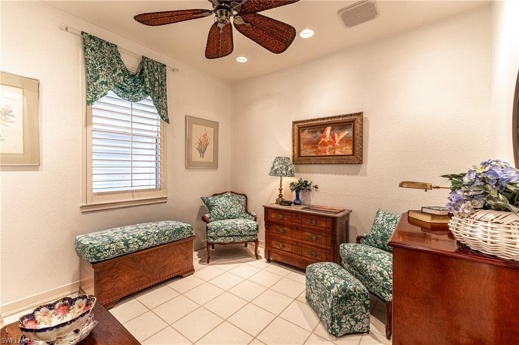 7905 Cocobay Dr 15, Naples, FL 34108-44