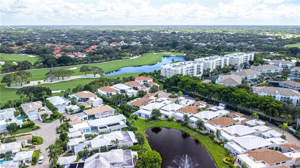 7905 Cocobay Dr 15, Naples, FL 34108-3