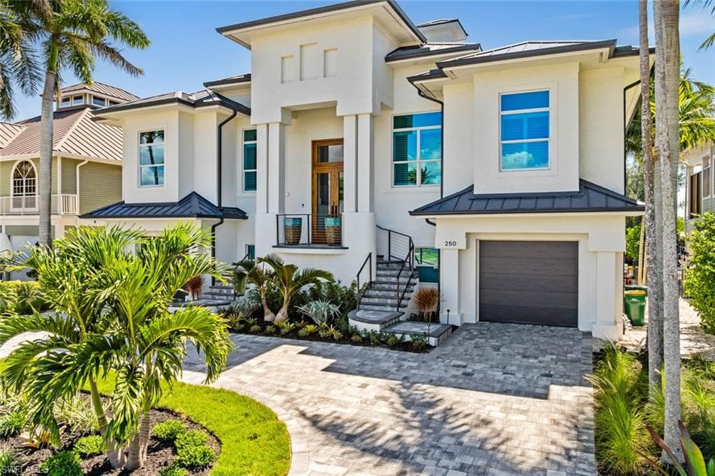 250 6th St, Bonita Springs, FL 34134-2