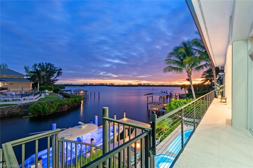 250 6th St, Bonita Springs, FL 34134-7