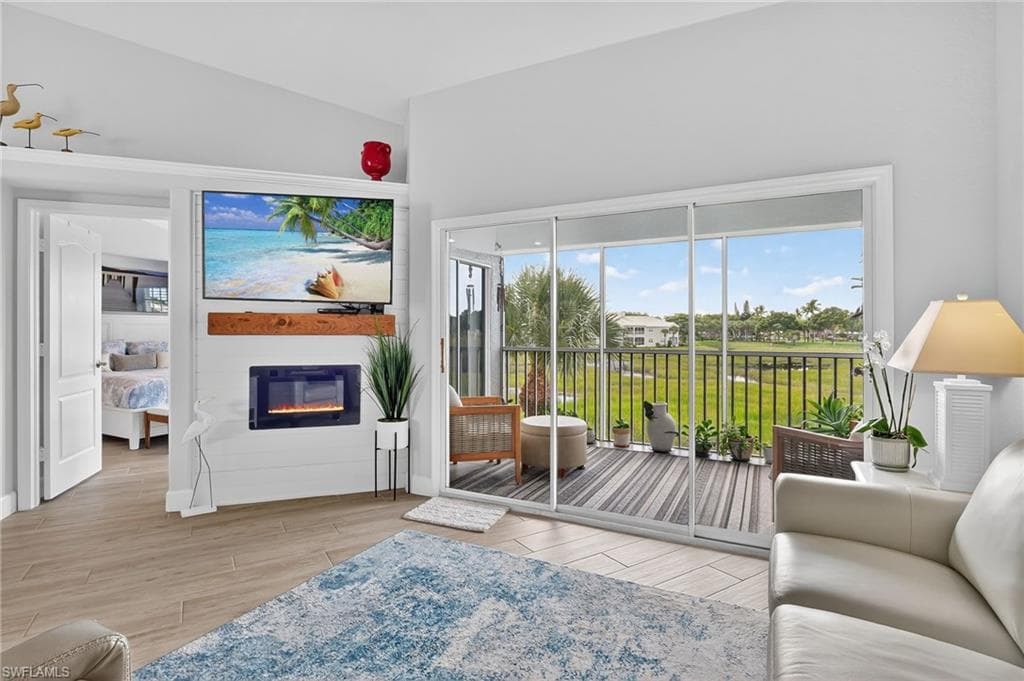 1300 Sweetwater Cv 6202, Naples, FL 34110-1