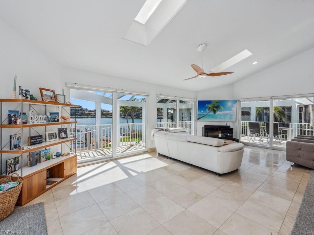 415 Swiss Ct, Marco Island, FL 34145-33