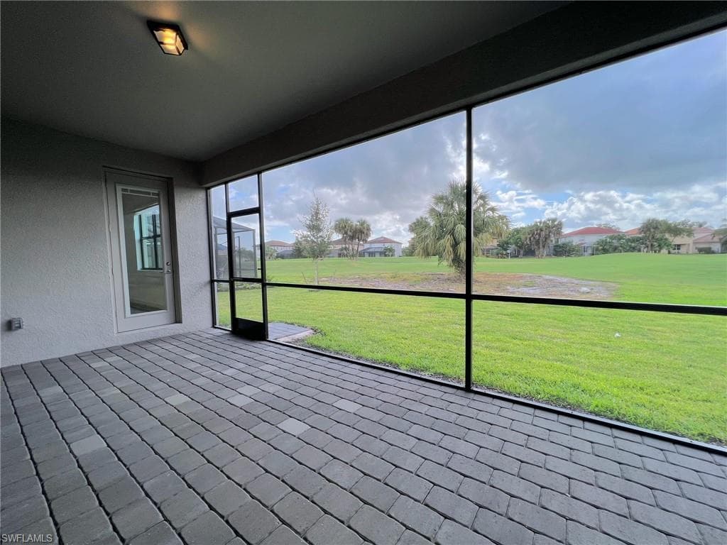 1388 Birdie Dr, Naples, FL 34120-9