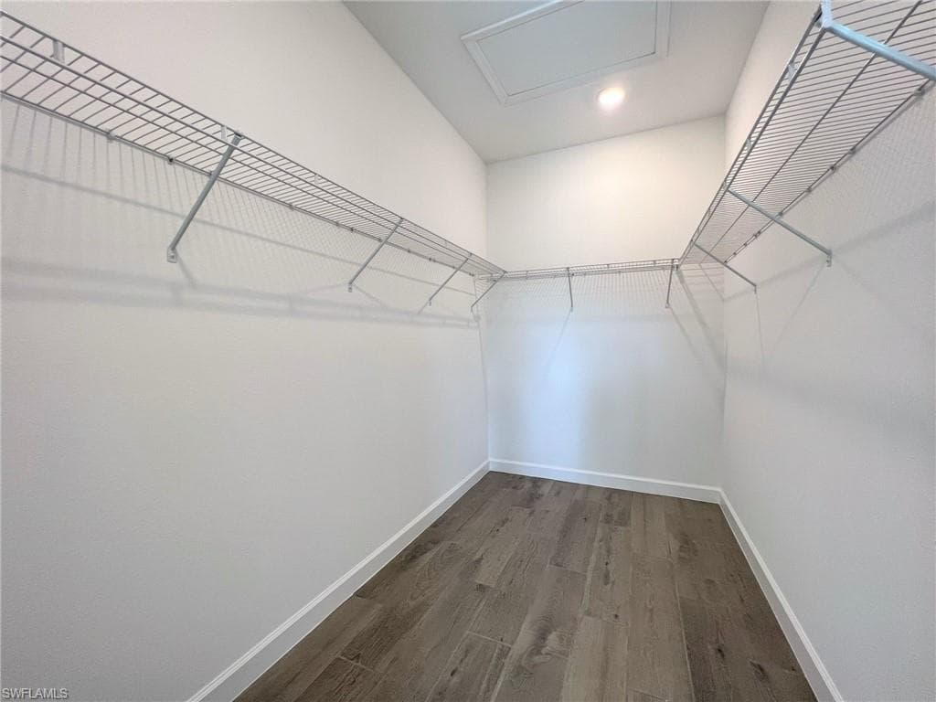 1388 Birdie Dr, Naples, FL 34120-17