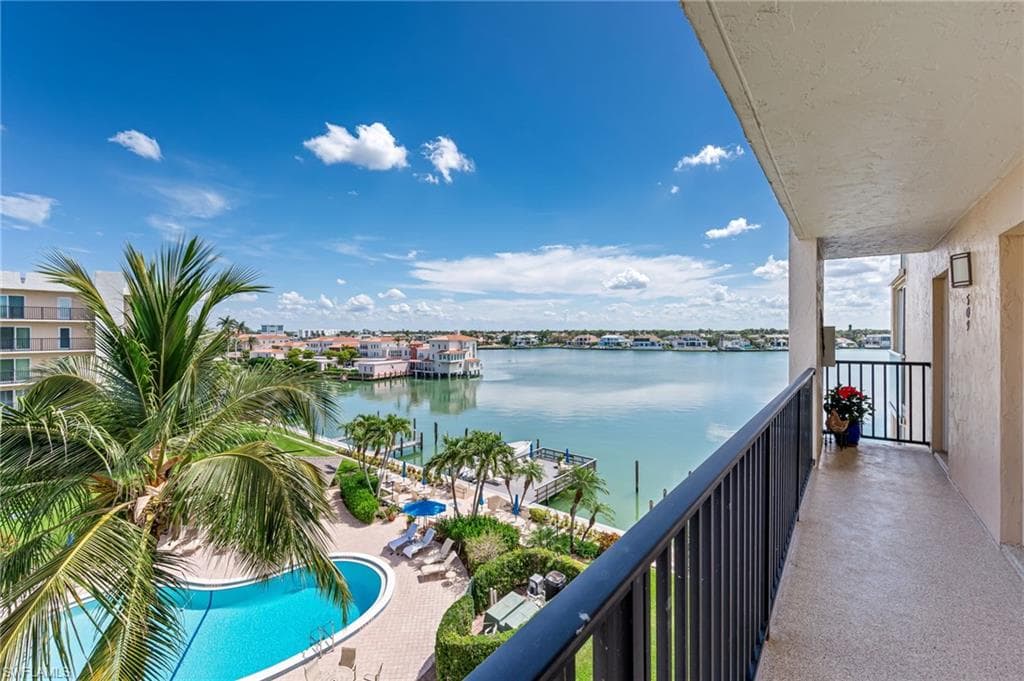 3500 Gulf Shore Blvd N 509, Naples, FL 34103-3
