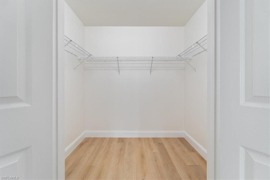 2868 Aintree Ln M101, Naples, FL 34112-18