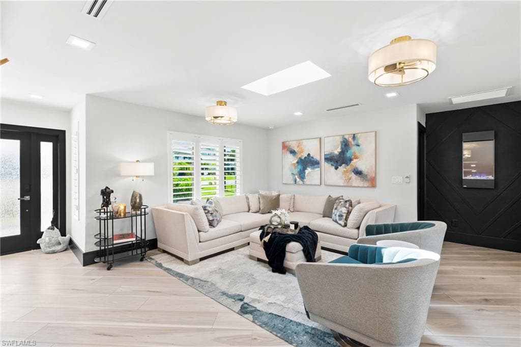 6212 Cocos Dr, Fort Myers, FL 33908-9