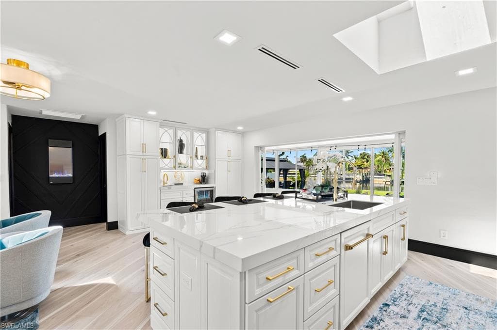 6212 Cocos Dr, Fort Myers, FL 33908-14