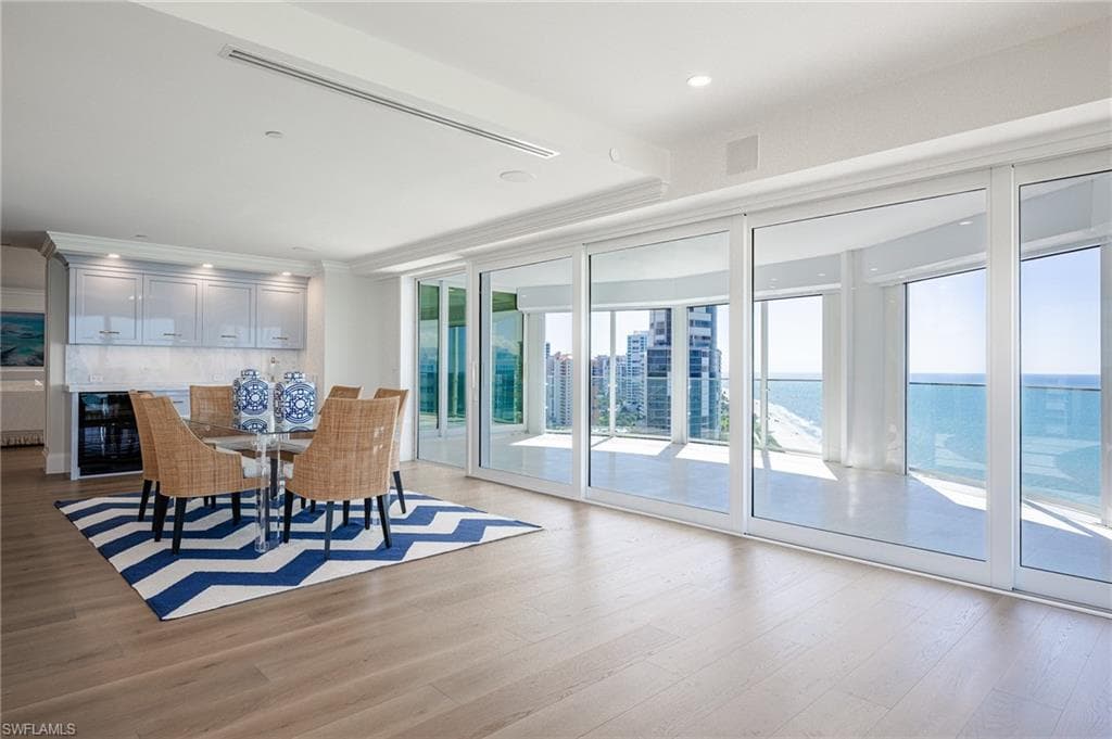 4601 Gulf Shore Blvd N 17, Naples, FL 34103-7