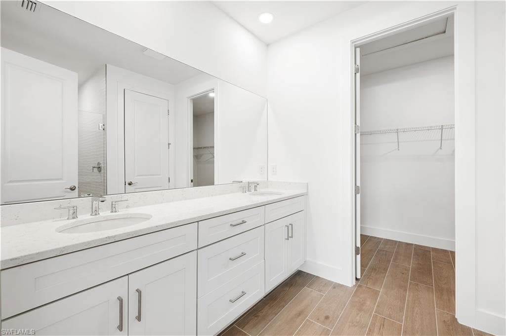 8925 Oceana Way, Naples, FL 34114-11