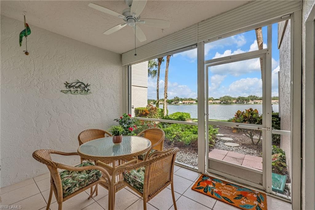2711 Citrus Lake Dr F104, Naples, FL 34109-27
