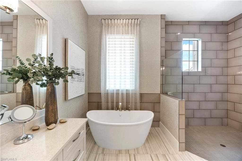 8781 Santo Domingo Dr, Naples, FL 34112-19