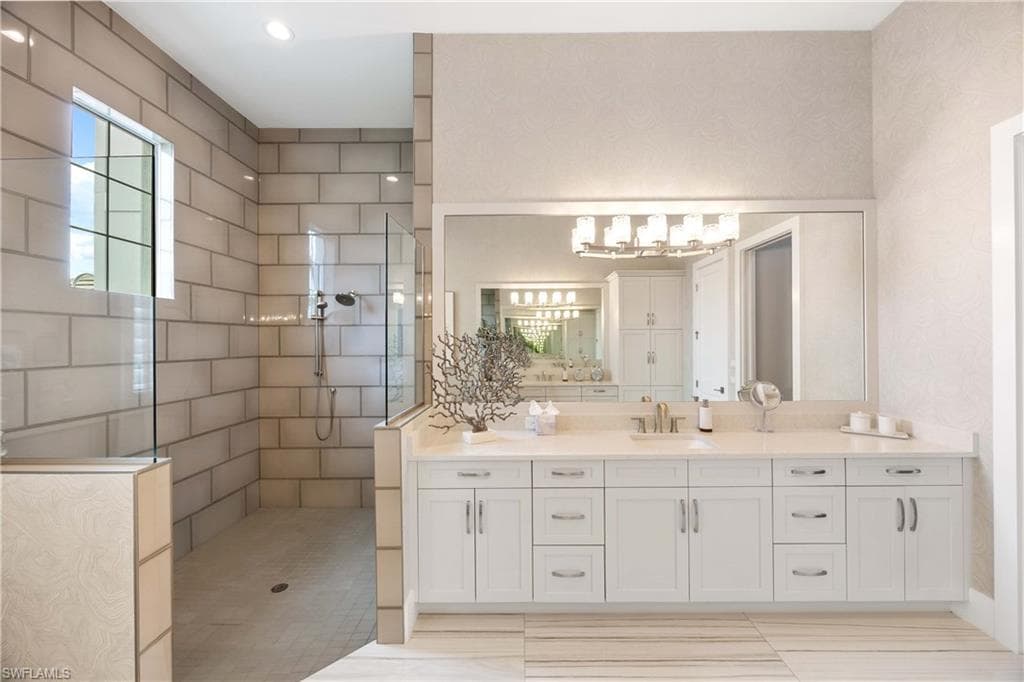 8781 Santo Domingo Dr, Naples, FL 34112-20