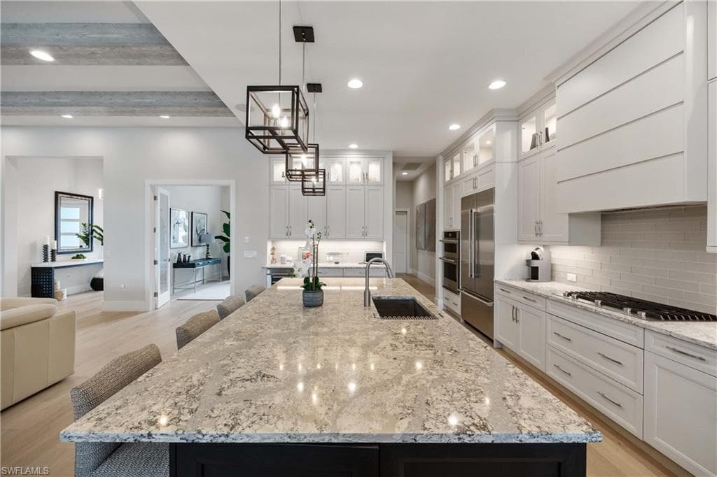 8781 Santo Domingo Dr, Naples, FL 34112-5