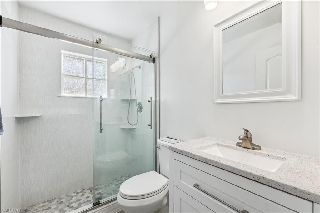 99 9th St, Bonita Springs, FL 34134-14