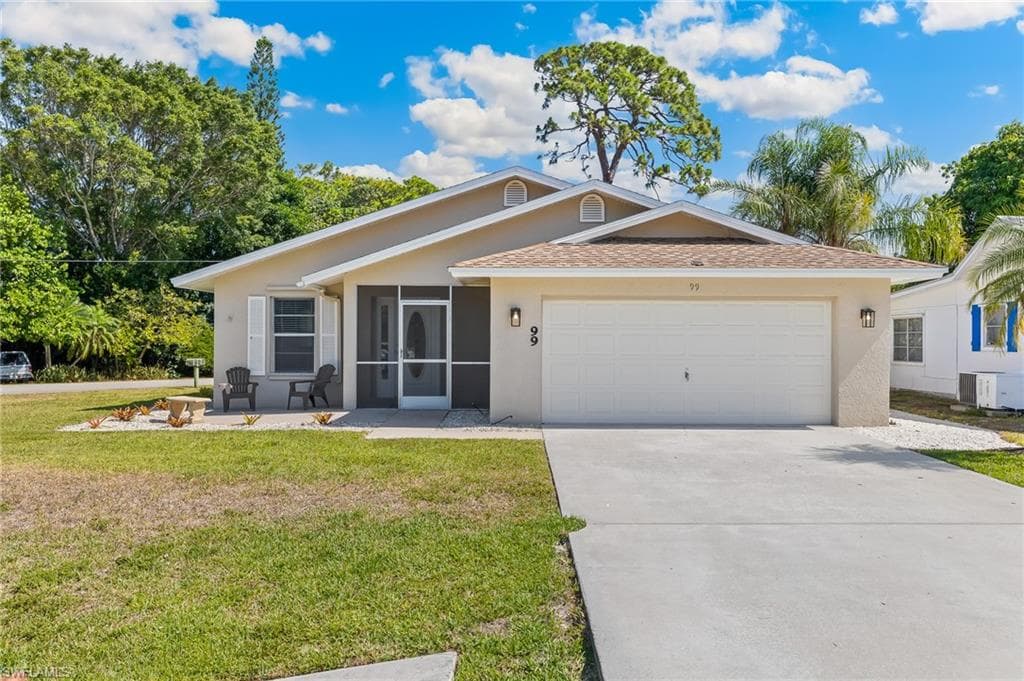 99 9th St, Bonita Springs, FL 34134-2