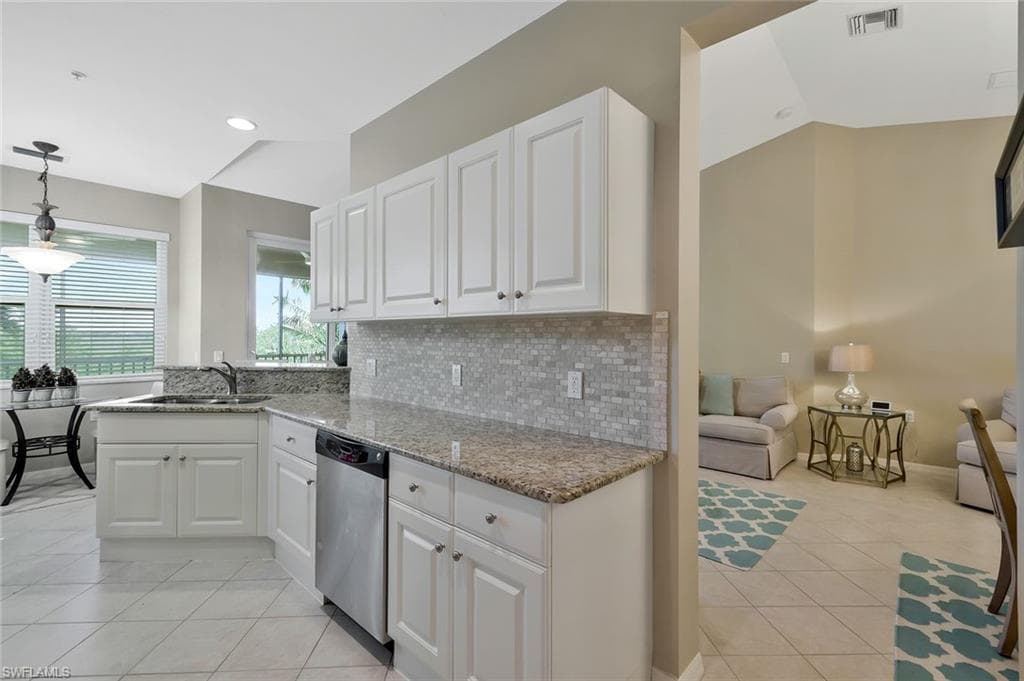 4665 Hawks Nest Way N201, Naples, FL 34114-12