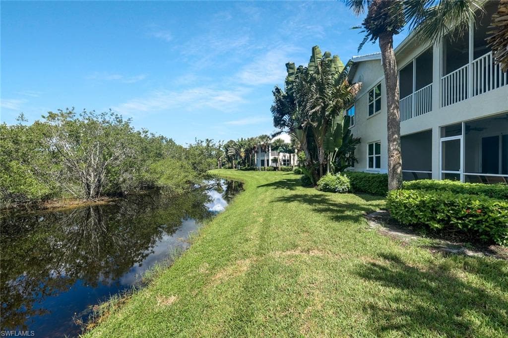 4665 Hawks Nest Way N201, Naples, FL 34114-28