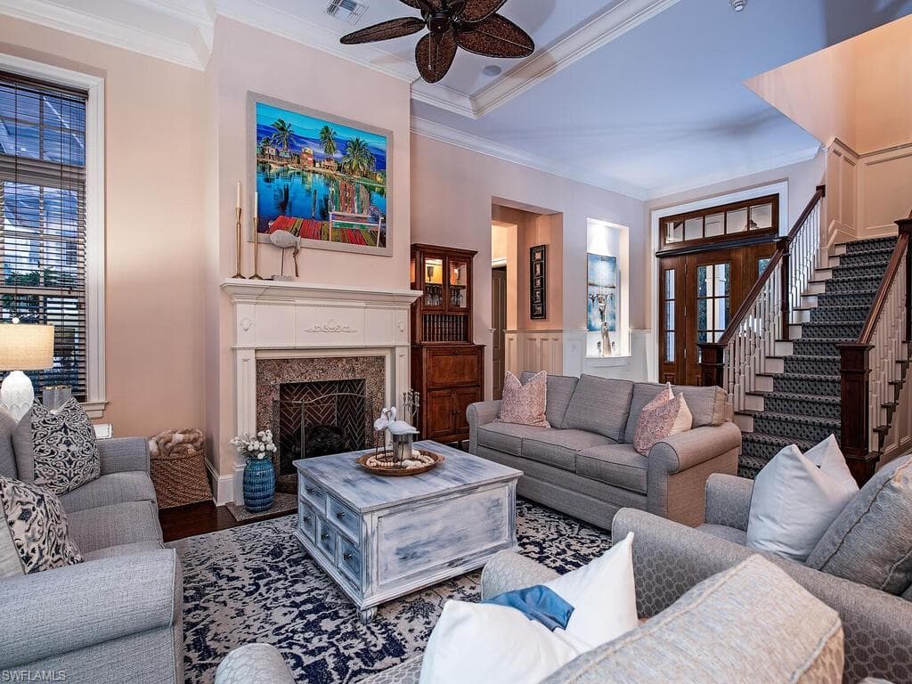 1975 Gulf Shore Blvd S, Naples, FL 34102-12