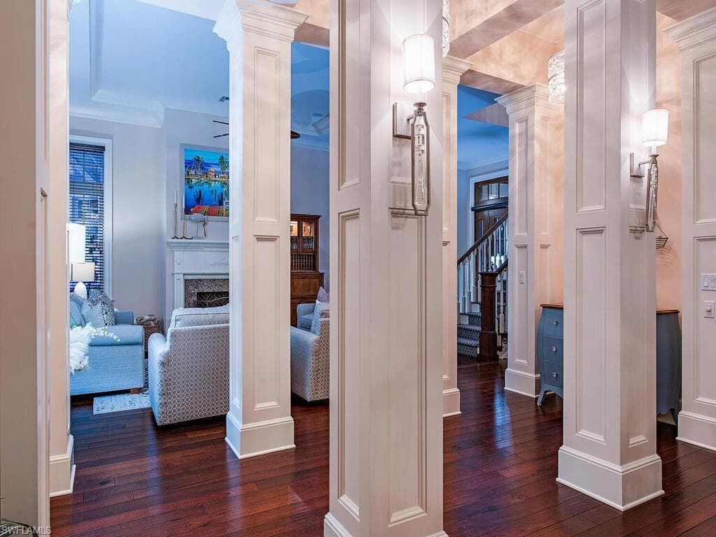 1975 Gulf Shore Blvd S, Naples, FL 34102-16