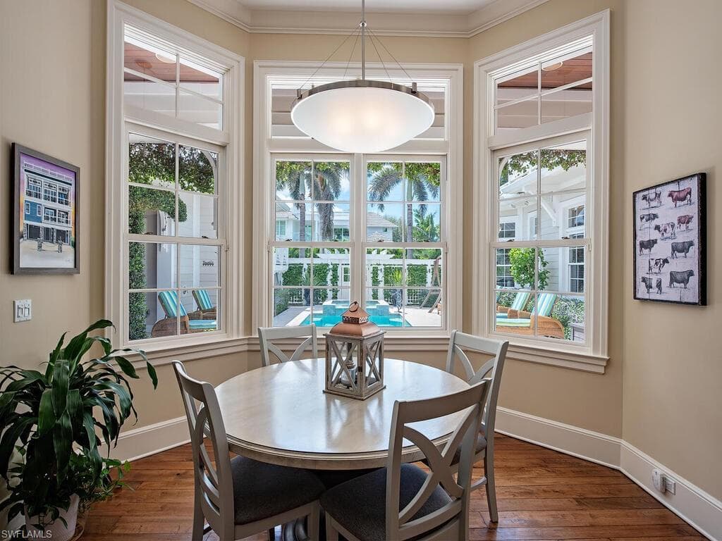 1975 Gulf Shore Blvd S, Naples, FL 34102-19