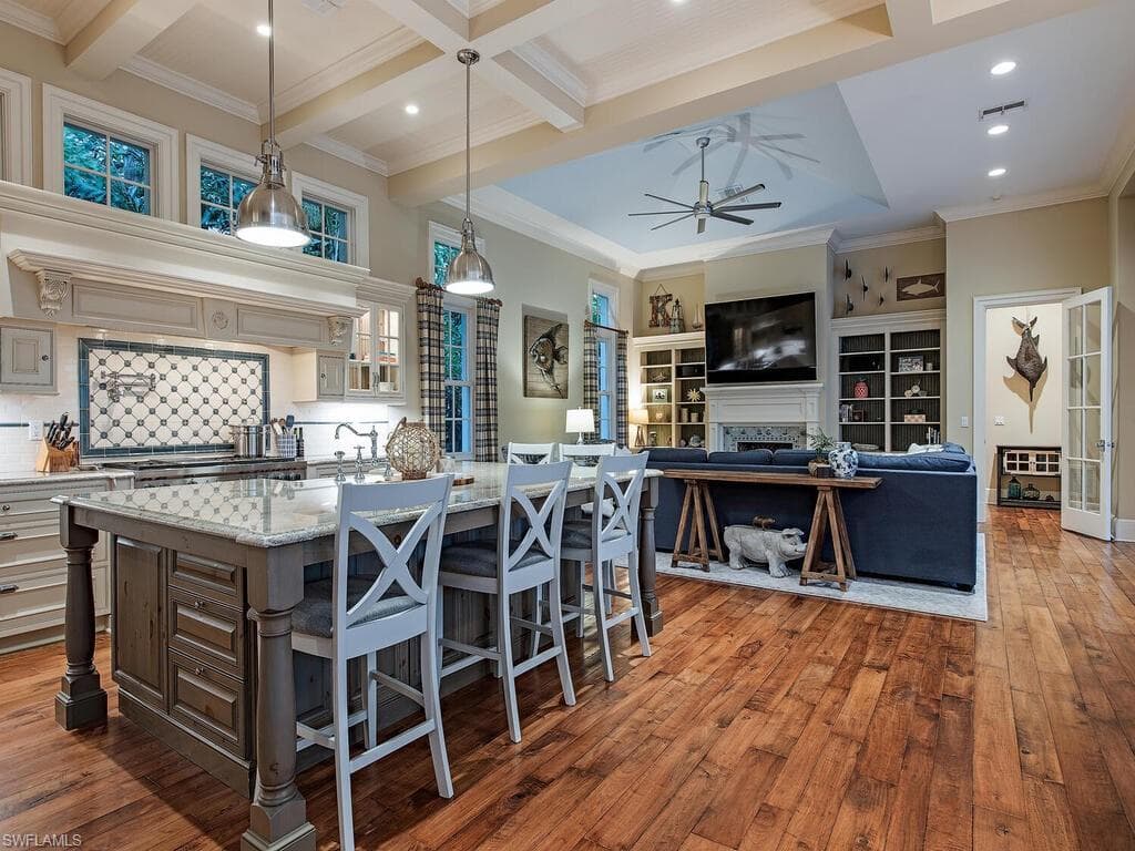 1975 Gulf Shore Blvd S, Naples, FL 34102-21