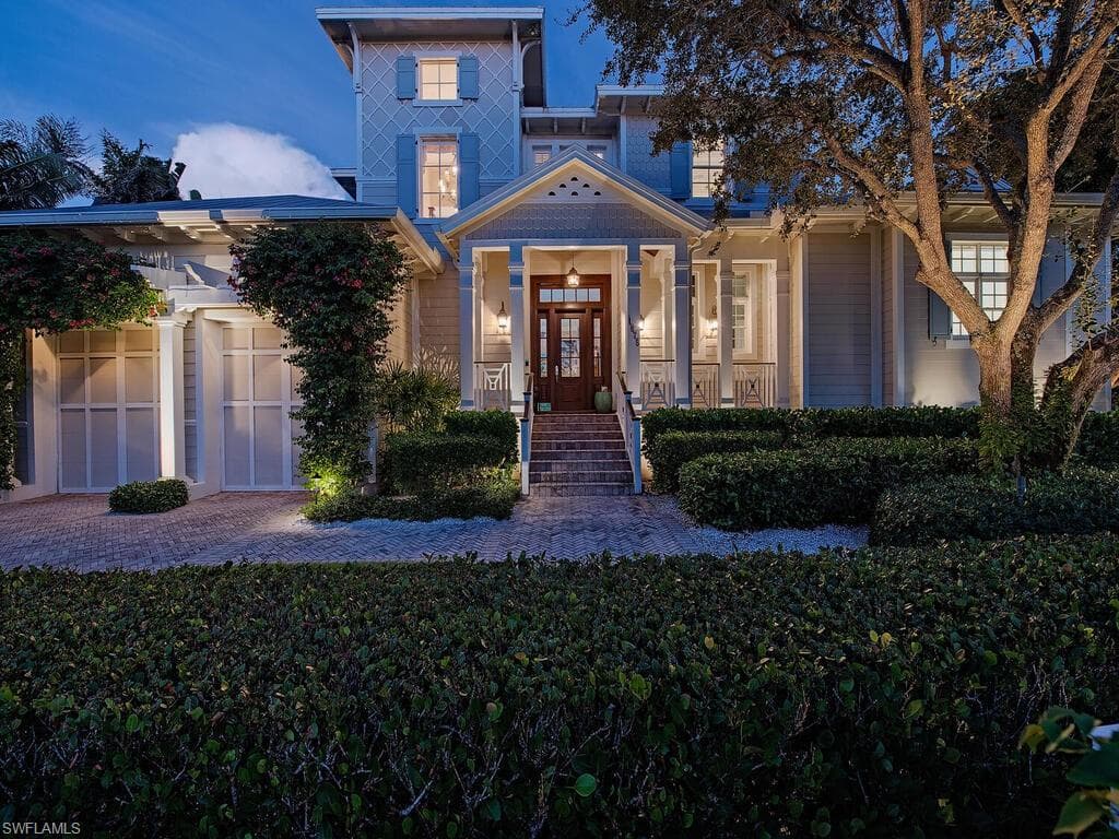 1975 Gulf Shore Blvd S, Naples, FL 34102-38