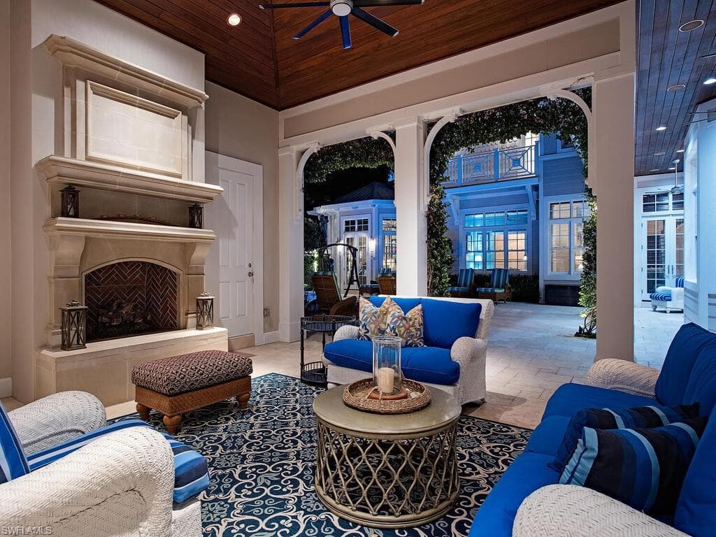 1975 Gulf Shore Blvd S, Naples, FL 34102-42