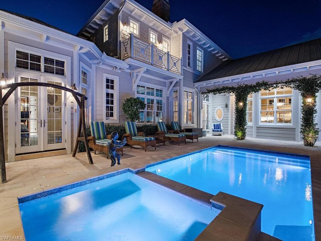 1975 Gulf Shore Blvd S, Naples, FL 34102-43