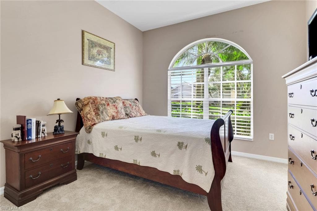 3670 Grand Cypress Dr, Naples, FL 34119-25