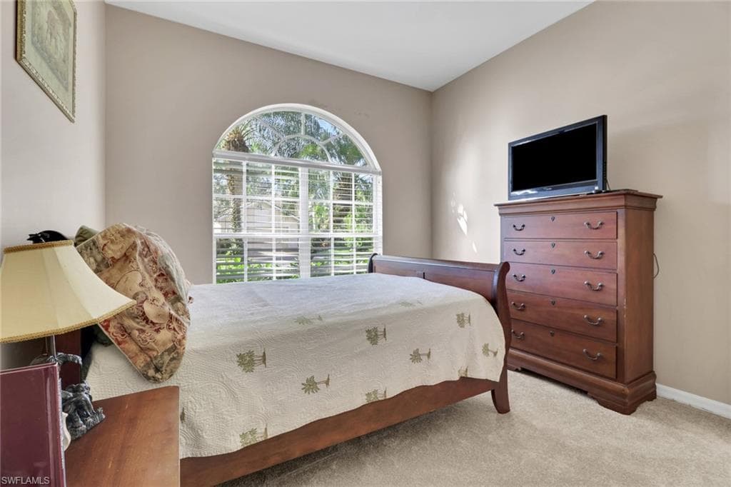 3670 Grand Cypress Dr, Naples, FL 34119-26