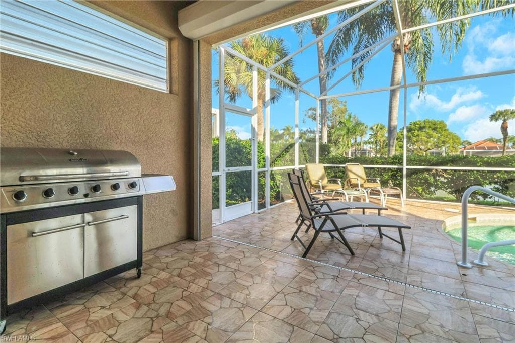 3670 Grand Cypress Dr, Naples, FL 34119-32