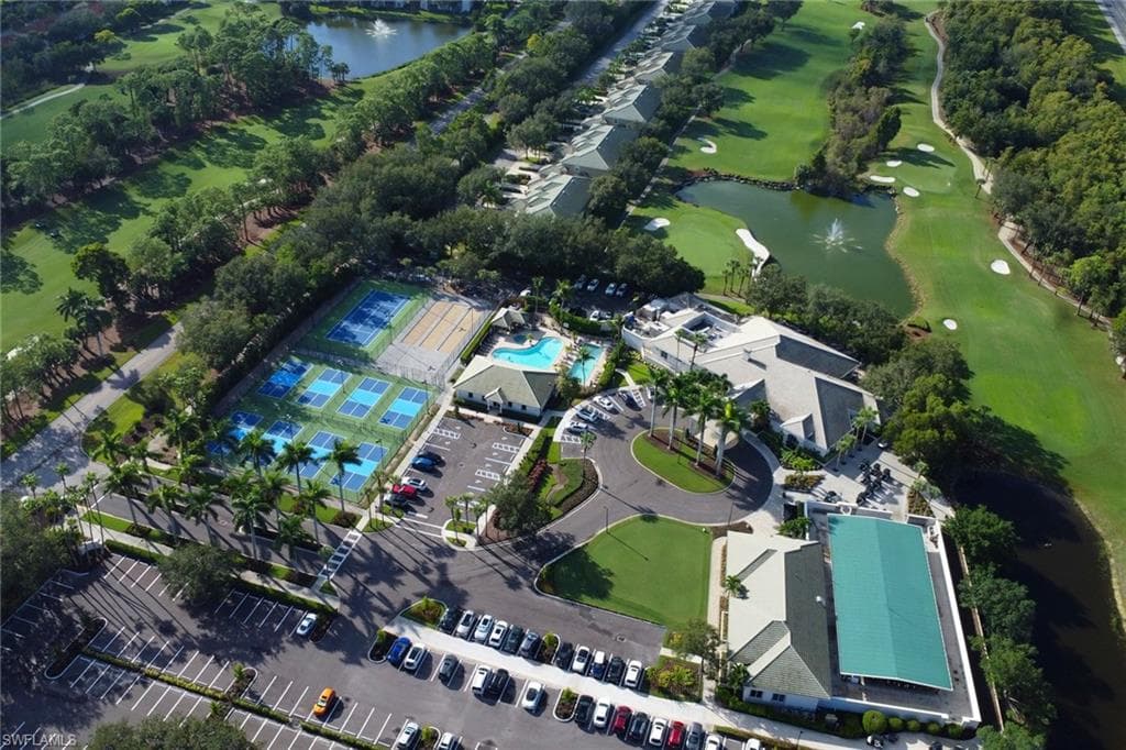 3670 Grand Cypress Dr, Naples, FL 34119-46