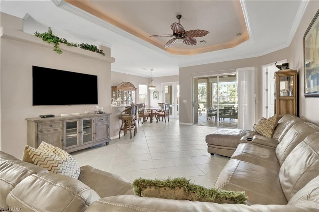 3670 Grand Cypress Dr, Naples, FL 34119-7