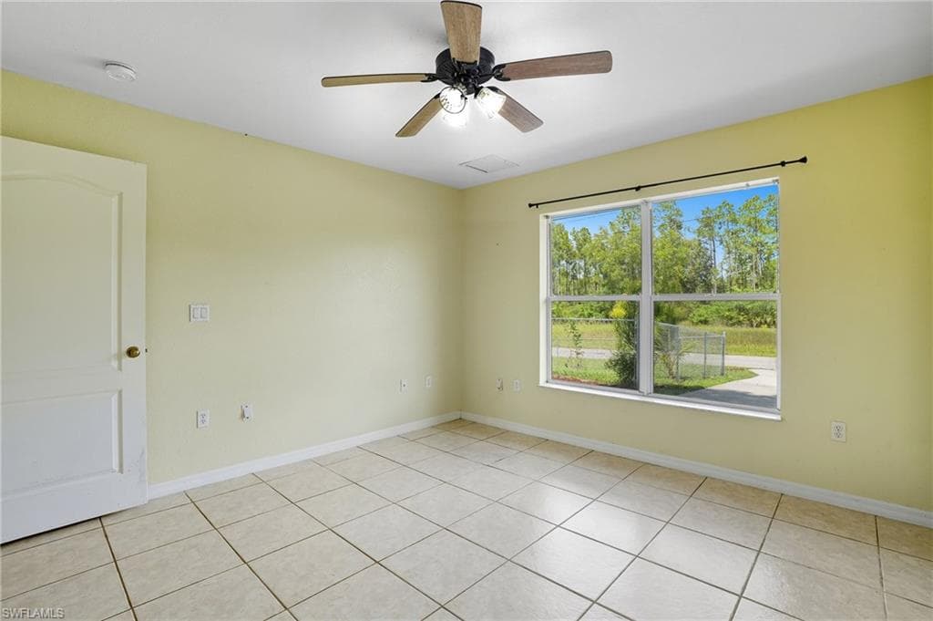 3102 12th St, Lehigh Acres, FL 33972-8