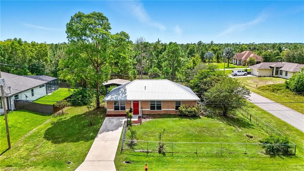 3102 12th St, Lehigh Acres, FL 33972-23