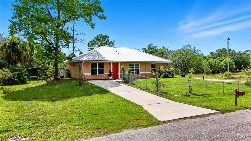 3102 12th St, Lehigh Acres, FL 33972-2