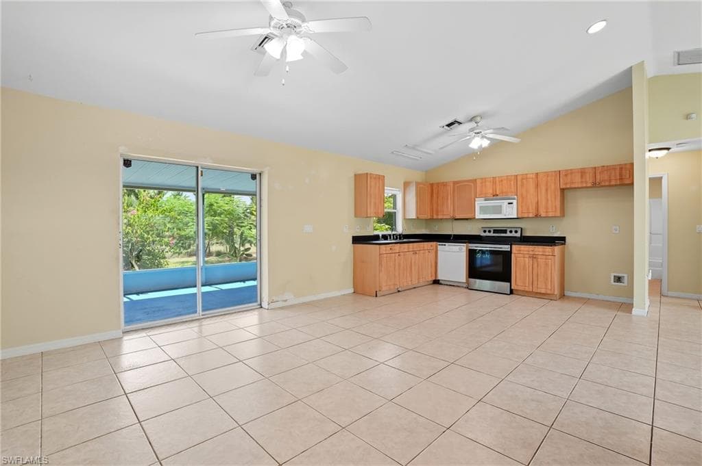 3102 12th St, Lehigh Acres, FL 33972-5
