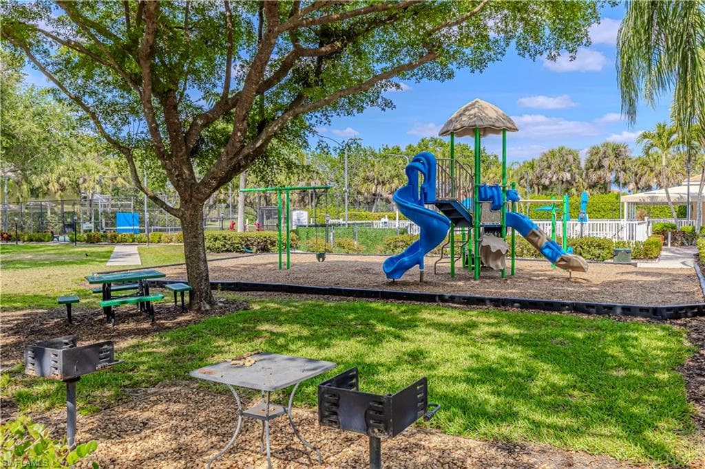 1790 Morning Sun Ln C50, Naples, FL 34119-14