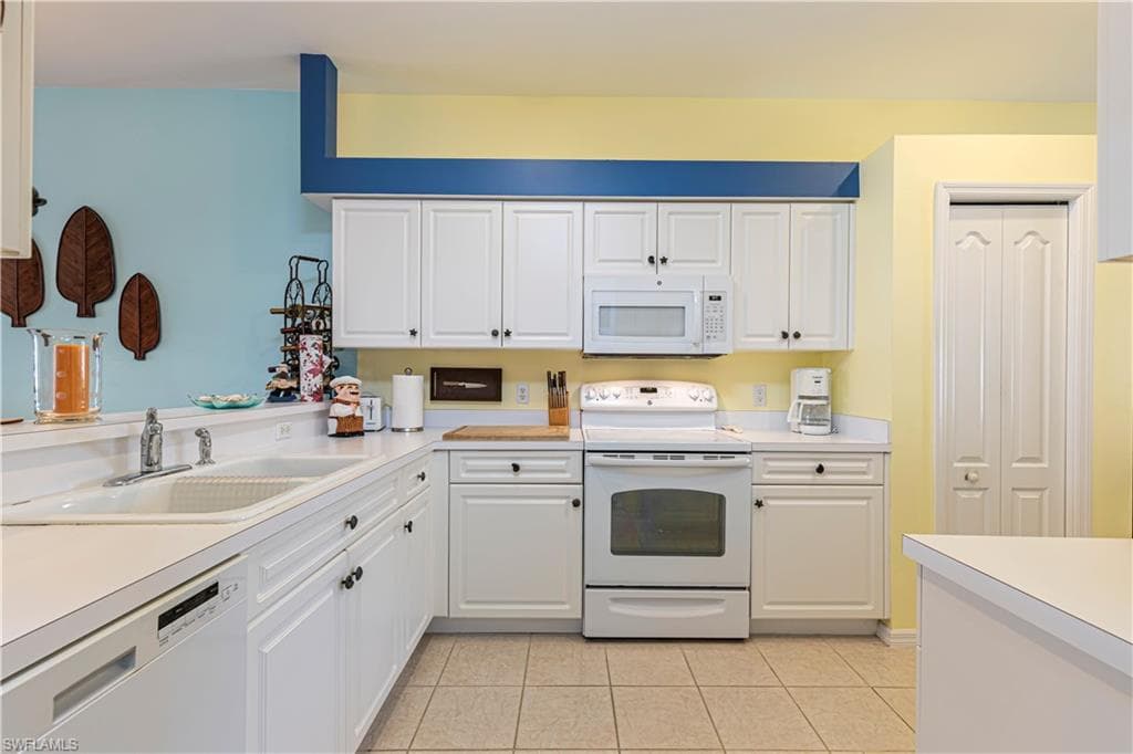 1790 Morning Sun Ln C50, Naples, FL 34119-4