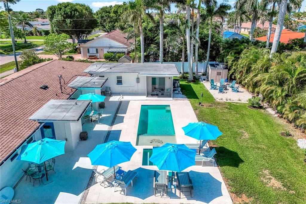 10095 7th St N 1, 2, 3, Naples, FL 34108-30